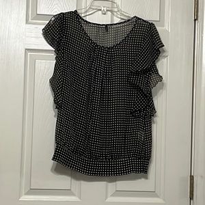 Black/tan polka dot ruffle shirt size M